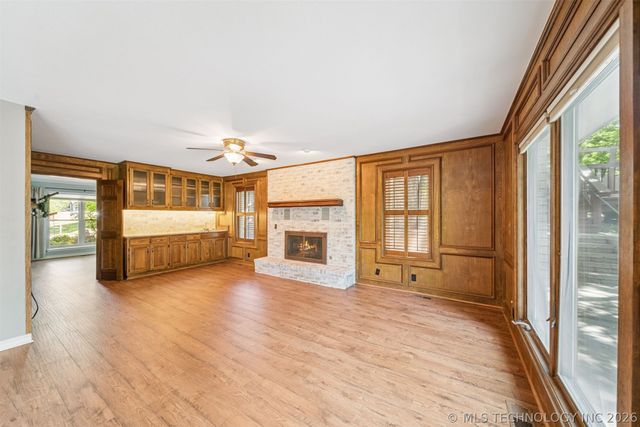 1625 Cherokee Hills Drive, Bartlesville, OK 74006
