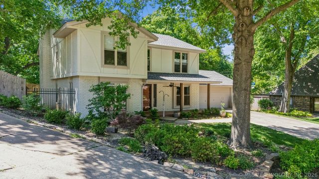 1625 Cherokee Hills Drive, Bartlesville, OK 74006