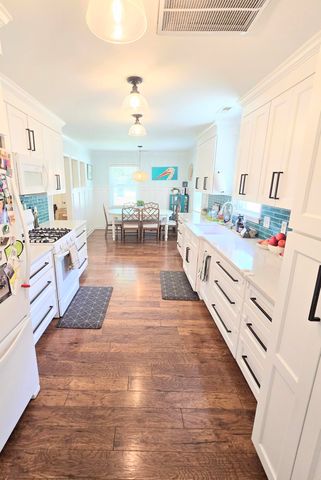 1113 N Shadow Drive, Mount Pleasant, SC 29464