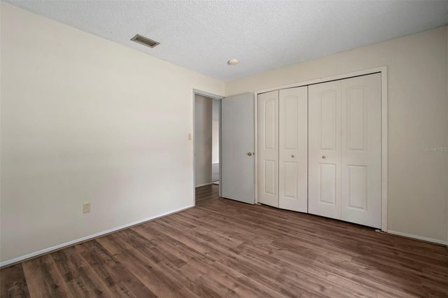 810 BLACK KNIGHT DRIVE, Valrico, FL 33594