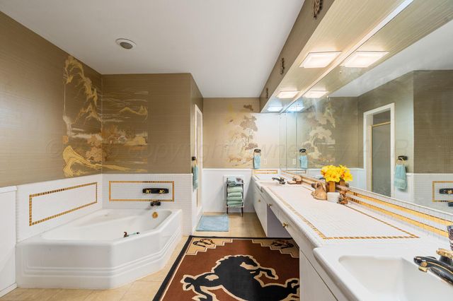 2712 N DUNCAN Street, Pampa, TX 79065