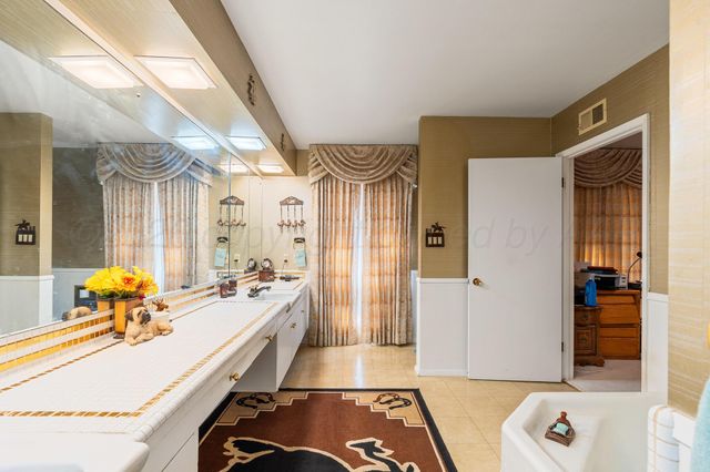 2712 N DUNCAN Street, Pampa, TX 79065