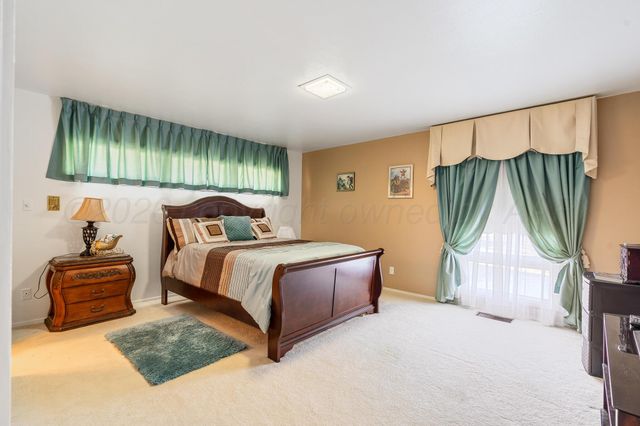 2712 N DUNCAN Street, Pampa, TX 79065