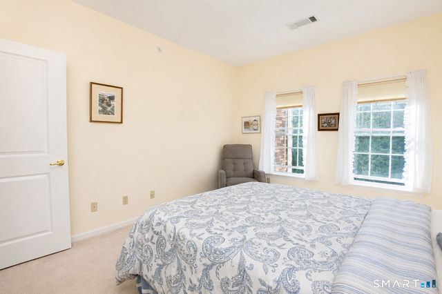 1 West Street 310, Simsbury, CT 06070