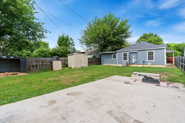 4121 Alamo Avenue, Fort Worth, TX 76107