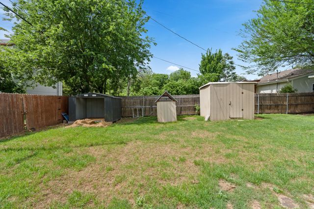 4121 Alamo Avenue, Fort Worth, TX 76107