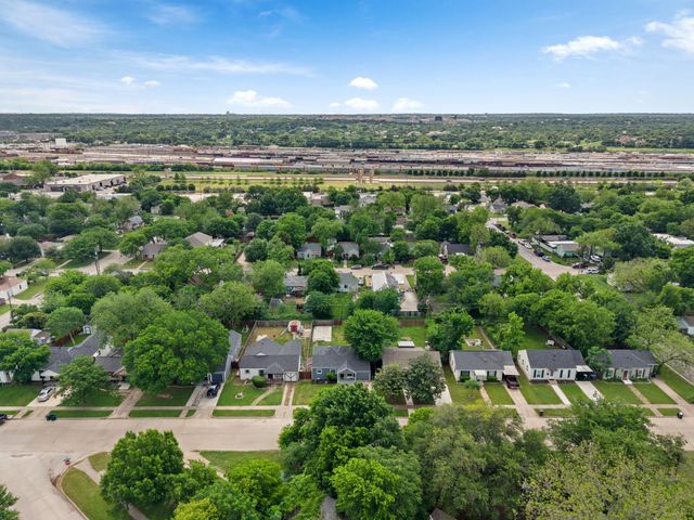 4121 Alamo Avenue, Fort Worth, TX 76107