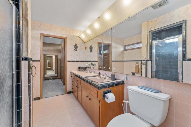 4703 Looman St, Wichita, KS 67220