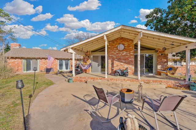 4703 Looman St, Wichita, KS 67220