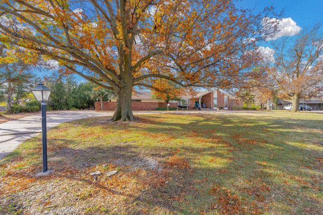 4703 Looman St, Wichita, KS 67220