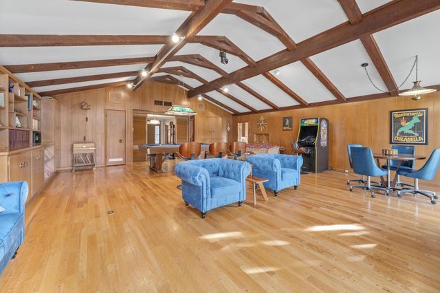 4703 Looman St, Wichita, KS 67220