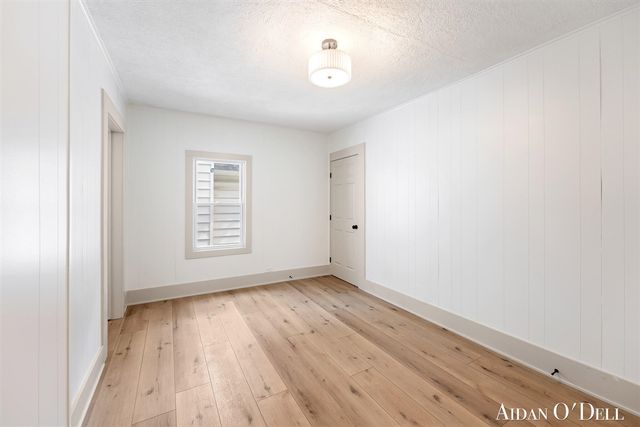 1050 Broadway Avenue, Grand Rapids, MI 49504