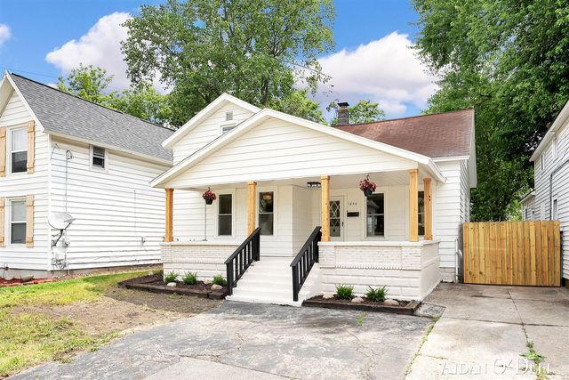 1050 Broadway Avenue, Grand Rapids, MI 49504