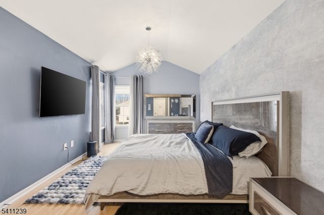 84 Drew Ct, Manalapan Twp., NJ 07726