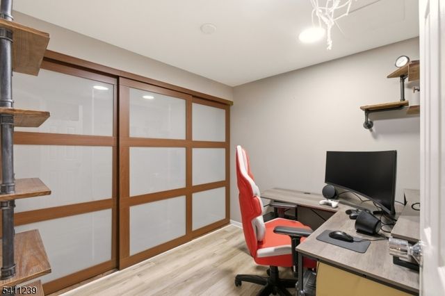 84 Drew Ct, Manalapan Twp., NJ 07726