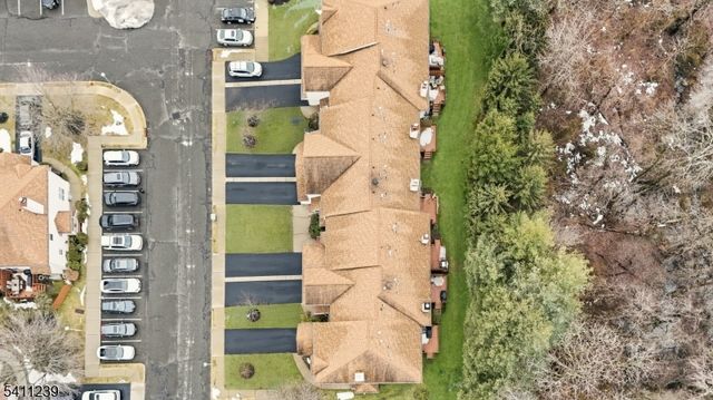 84 Drew Ct, Manalapan Twp., NJ 07726