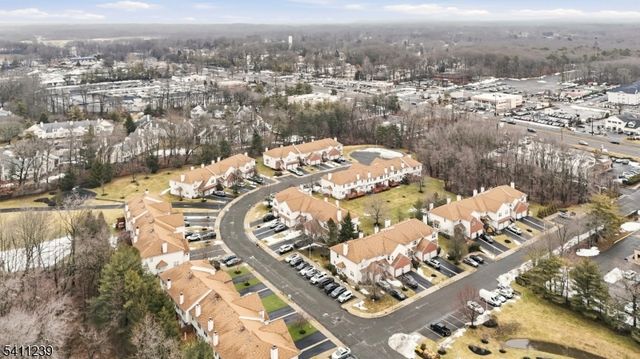 84 Drew Ct, Manalapan Twp., NJ 07726