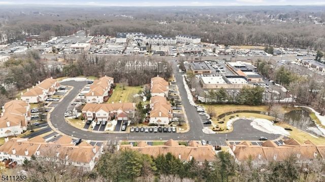 84 Drew Ct, Manalapan Twp., NJ 07726