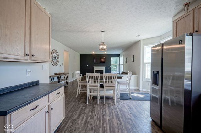 12117 E Harvest Glen Drive, Indianapolis, IN 46229