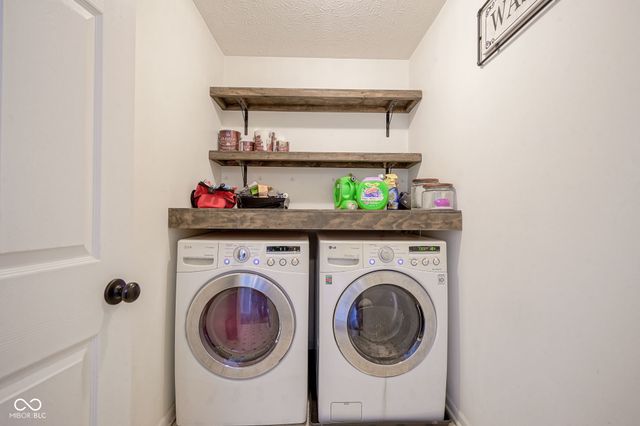 12117 E Harvest Glen Drive, Indianapolis, IN 46229