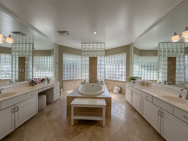 2950 Medinah, Weston, FL 33332