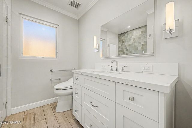 5539 N 19TH Street, Phoenix, AZ 85016