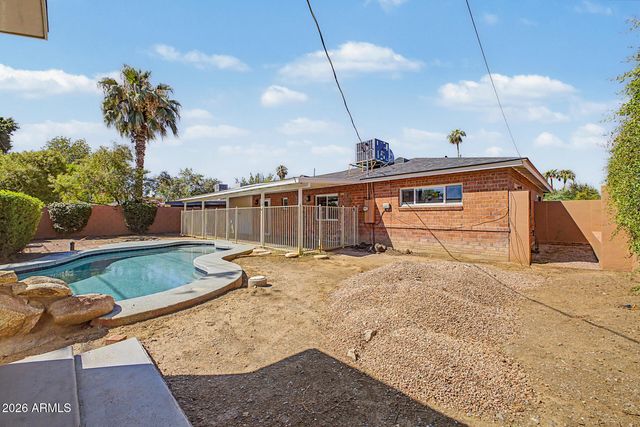 5539 N 19TH Street, Phoenix, AZ 85016