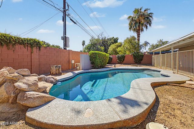 5539 N 19TH Street, Phoenix, AZ 85016