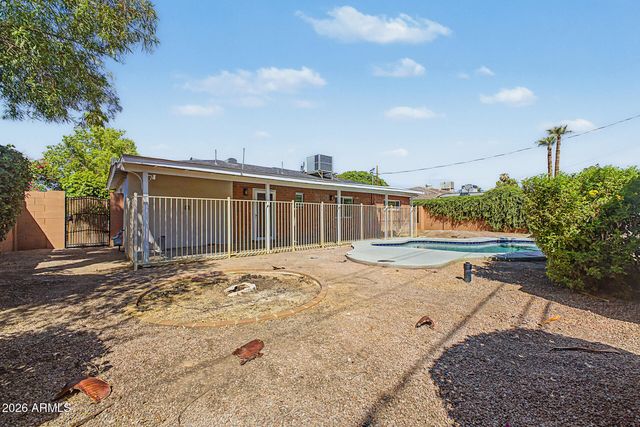 5539 N 19TH Street, Phoenix, AZ 85016