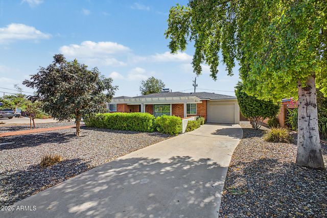 5539 N 19TH Street, Phoenix, AZ 85016