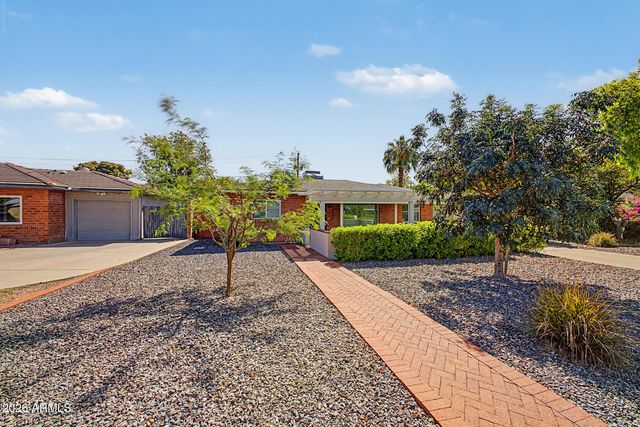 5539 N 19TH Street, Phoenix, AZ 85016