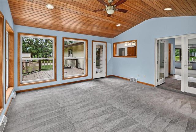 4526 Sandpiper Trail, Cottage Grove, WI 53527