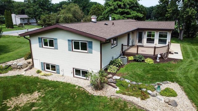 4526 Sandpiper Trail, Cottage Grove, WI 53527