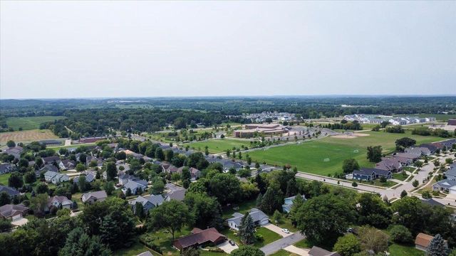 4526 Sandpiper Trail, Cottage Grove, WI 53527