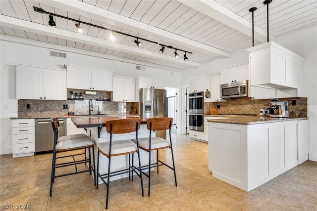 524 Swallow Cove, Boulder City, NV 89005