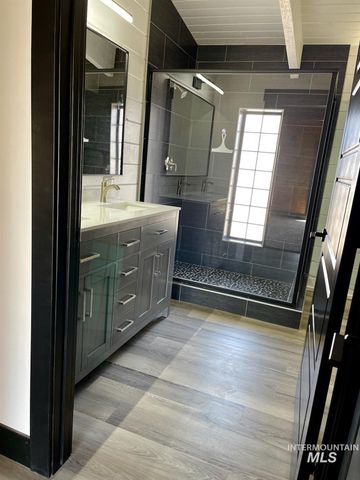 87 S Boundary St, Nampa, ID 83651