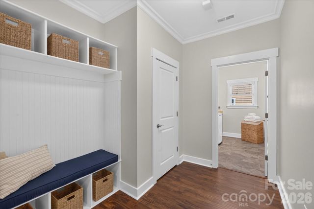 2562 Roseview Lane, Charlotte, NC 28205