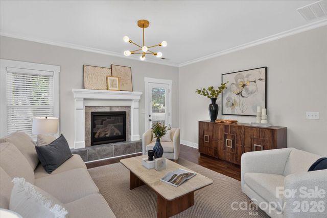 2562 Roseview Lane, Charlotte, NC 28205