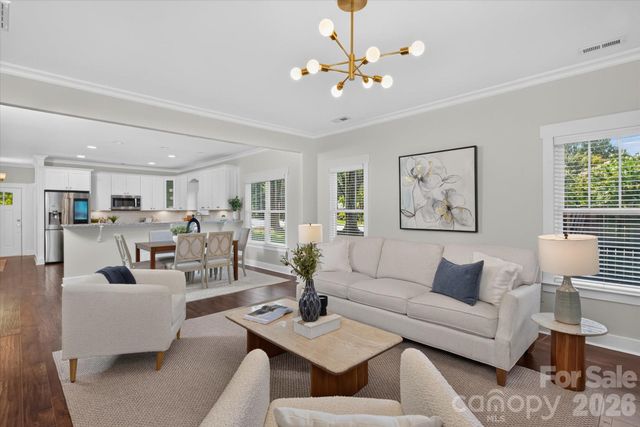2562 Roseview Lane, Charlotte, NC 28205