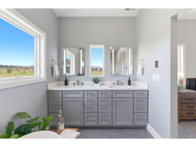 1017 Turnberry Cir, Louisville, CO 80027