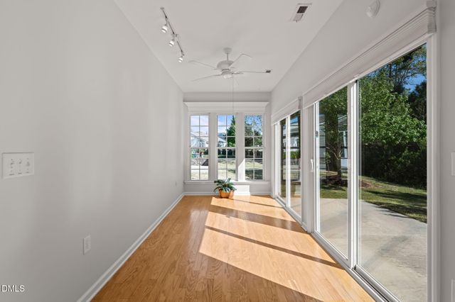 555 Tomkins Loop, Cary, NC 27519