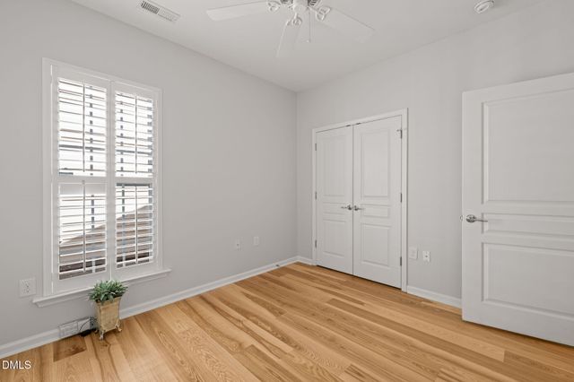 555 Tomkins Loop, Cary, NC 27519