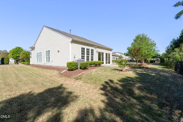 555 Tomkins Loop, Cary, NC 27519