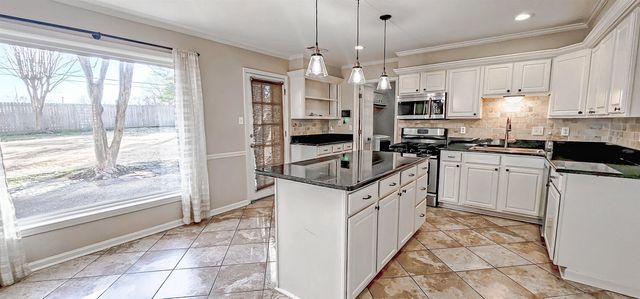 8259 SAN AUGUSTINE LN, Germantown, TN 38138