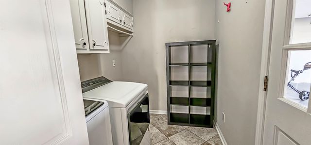 8259 SAN AUGUSTINE LN, Germantown, TN 38138