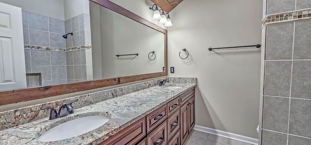 8259 SAN AUGUSTINE LN, Germantown, TN 38138