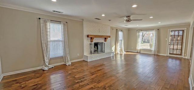 8259 SAN AUGUSTINE LN, Germantown, TN 38138