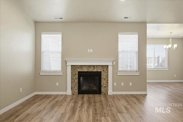 12460 W Azure St, Boise, ID 83713