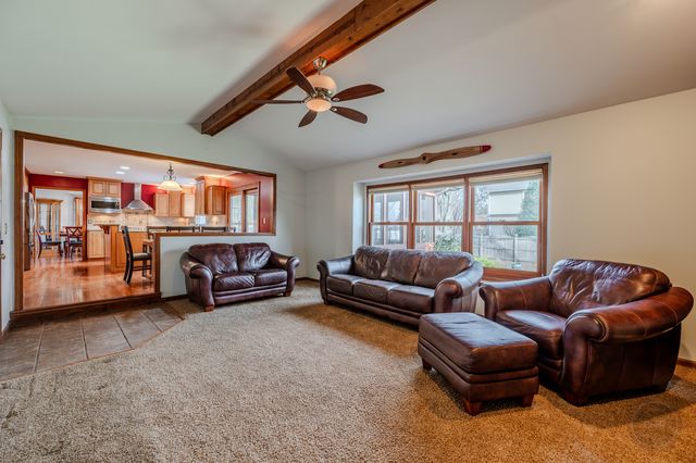 2413 Flambeau Drive, Naperville, IL 60564