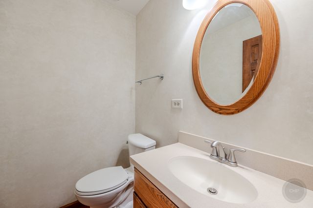 2413 Flambeau Drive, Naperville, IL 60564